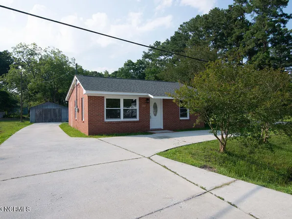 1206 Burgaw Highway, Jacksonville, NC 28540