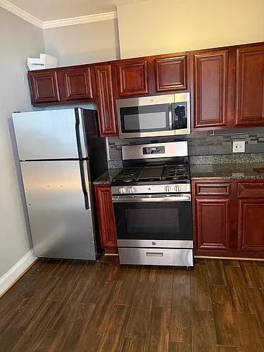 2403 Callow Ave #2 Photo 1