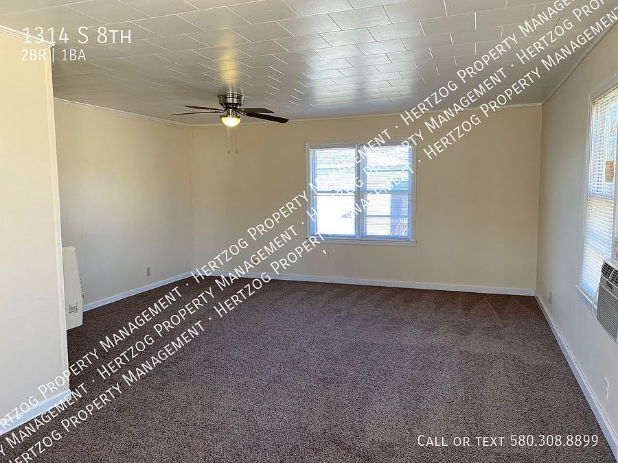 1314 S 8th St, Ponca City, OK 74601 Zillow