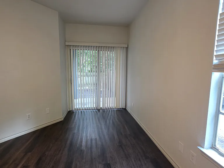 100 Jackman St #108 — Photo 22