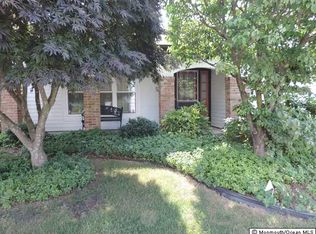 15 Weybridge Pl, Manchester, NJ 08759