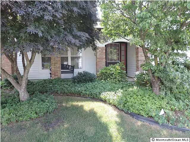 15 Weybridge Pl photo 1