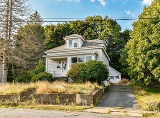 30 Bates Rd, Gardner, MA 01440