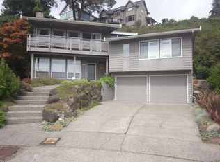 8600 Vashon Vw SW, Seattle, WA 98136