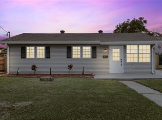 2600 Rose Dr, Gretna, LA 70053