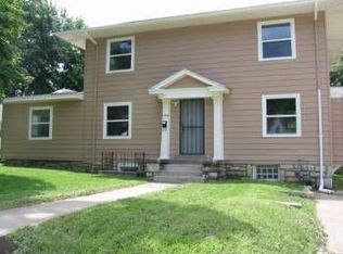 7336 Tracy Ave, Kansas City, MO 64131
