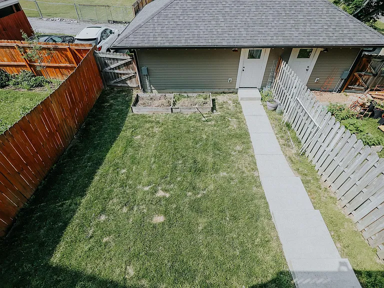 1107A Boscobel St — Photo 22