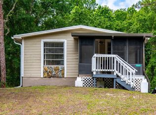11021 Lake Dr, New Port Richey, FL 34654