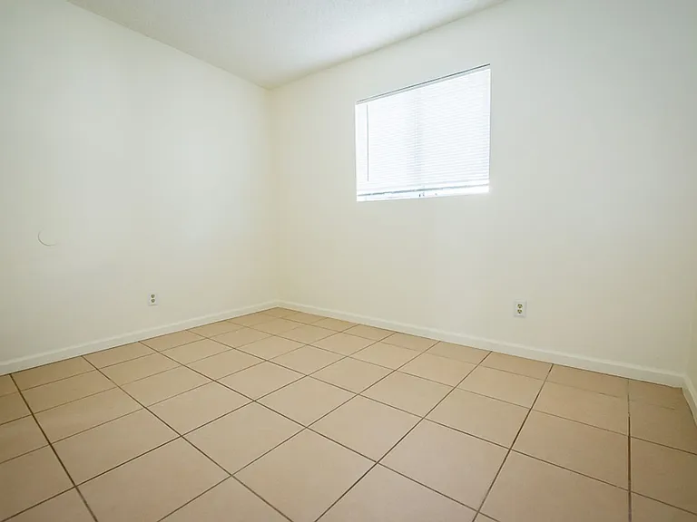 4937 E De Medici Dr — Photo 24