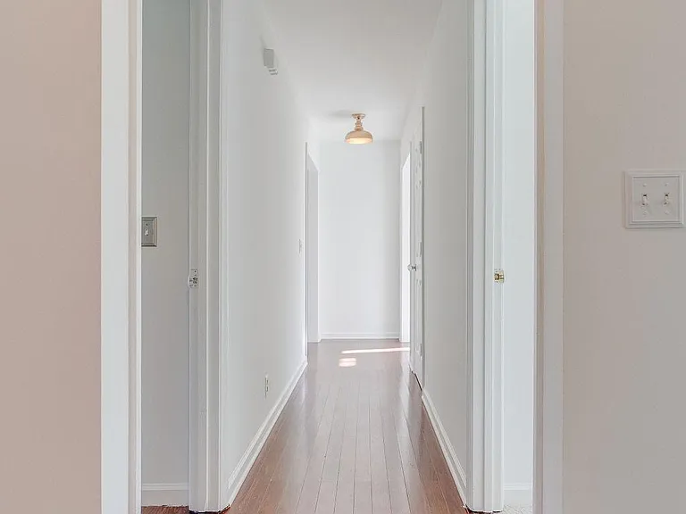 313 Abbey Ln — Photo 21