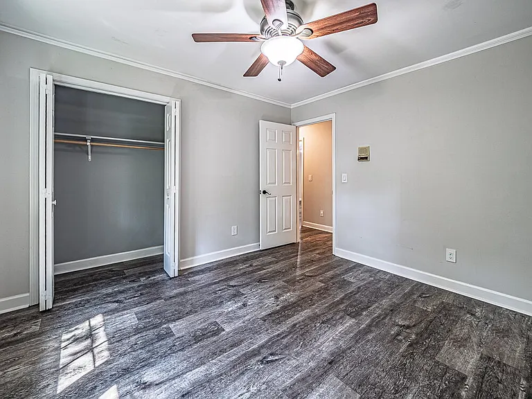 2704 Powhatan Dr — Photo 65