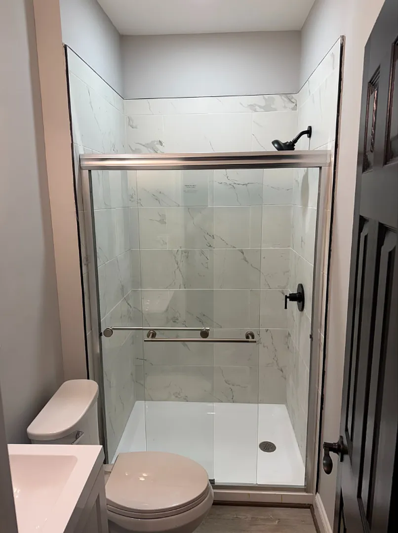 2001 Boone St Private Room $800 (Shared Bath) — Photo 4