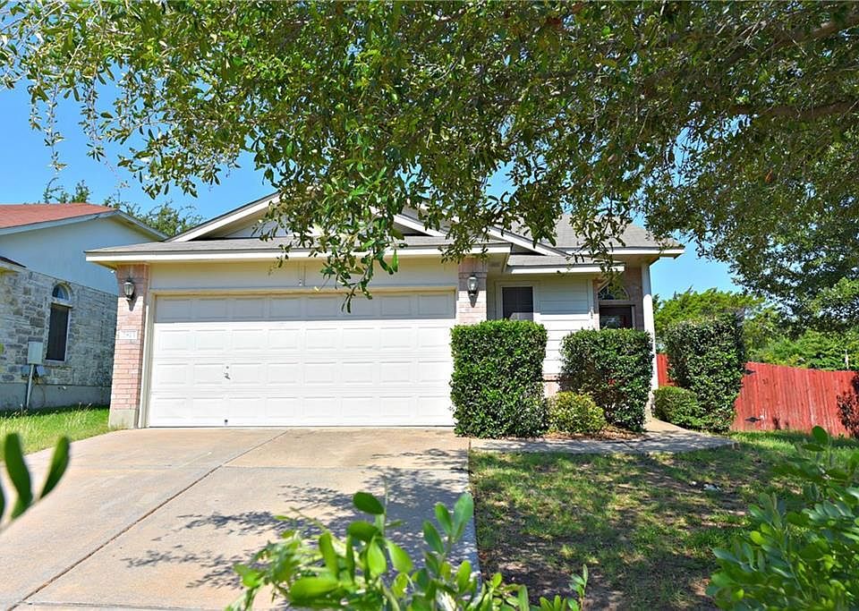 1st image of 2813 Greenlee Dr