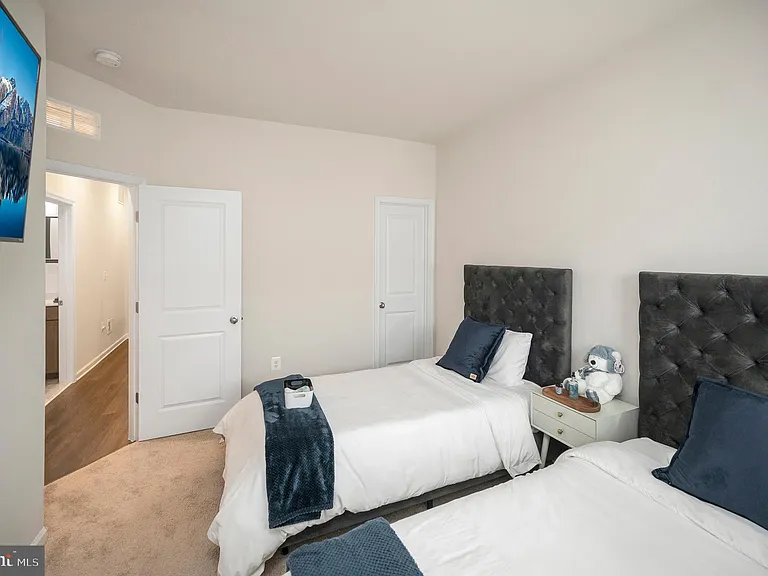 162 Shaded Valley Ct — Photo 28