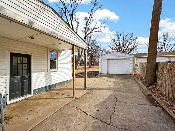 2nd image of 3305 54th St