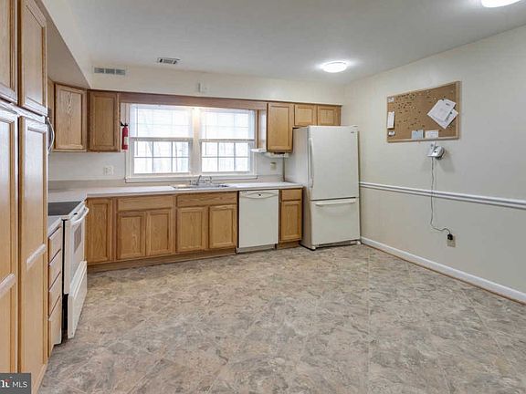 3rd image of 5933 One Penny Dr
