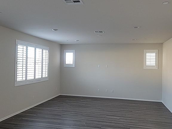 4th image of 32914 Eastbourne Ct