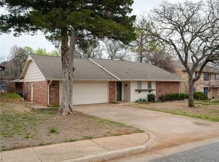 2701 Woodbury Rd, Edmond, OK 73034