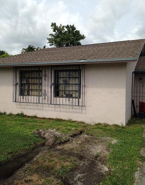 2nd image of 10511 SW 166th St