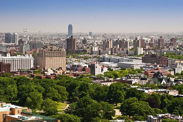 Rented by Halstead Real Estate | media 28