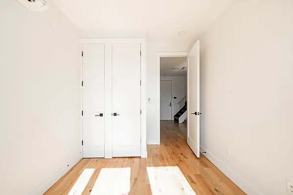 Rented by Joel Scharf, LREB | media 7