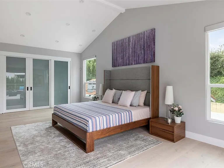4731 Topanga Canyon Blvd — Photo 25