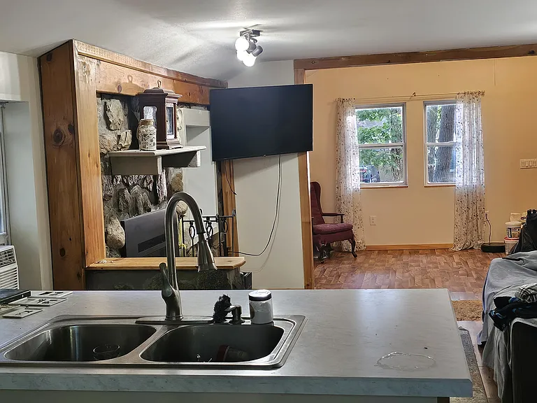 16824 Shawano Dr NE — Photo 2