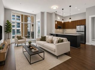 788 S 12th Ave SW #303, Calgary, AB T2R 0H1