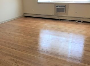 2104 S 17th Ave APT 1E, Broadview, IL 60155