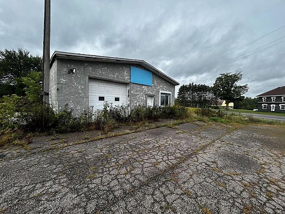 2nd image of 212890 COUNTY ROAD S