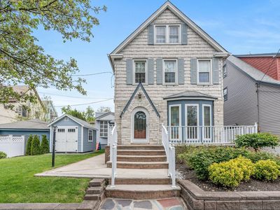 123 W 38th St, Bayonne, NJ, 07002