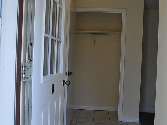 4th image of 100 Blandy St #B