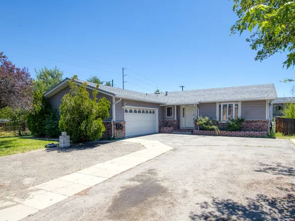 1985 Ponderosa Dr, Sparks, NV 89431