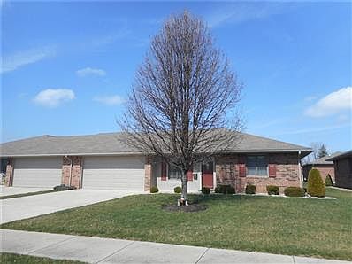 A-1 Condition Condo Living At It's Best! Move-In Ready!