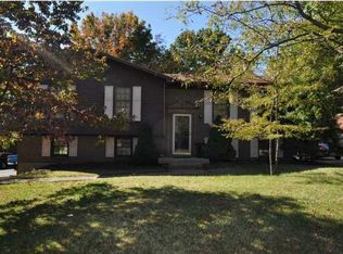 4010 Stony Brook Dr, Jeffersontown, KY 40299