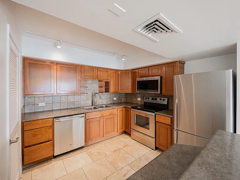6502 N Central Ave #C103 — Photo 9