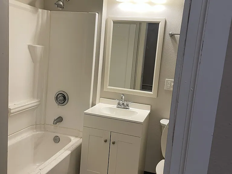 6 Union St #2 — Photo 3