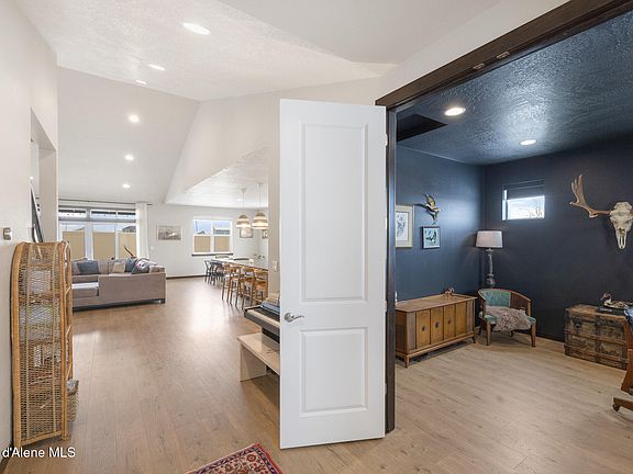 4th image of 3366 N Cyprus Fox Loop