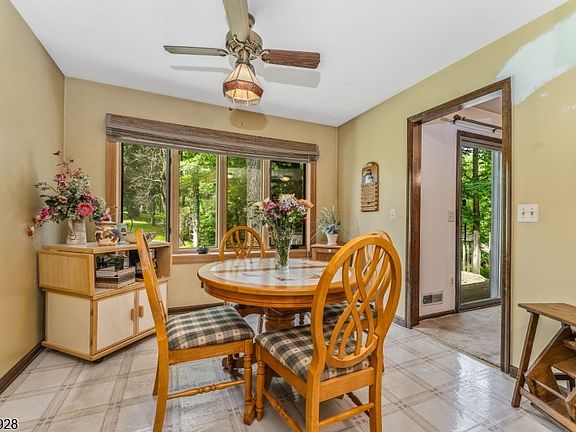 5th image of 5 Hibbler Rd