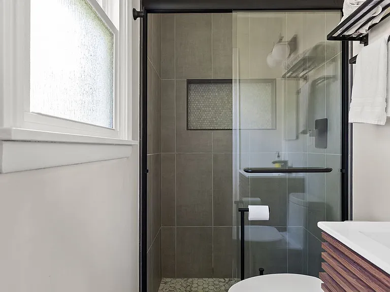 10605 Penn Dr — Photo 21