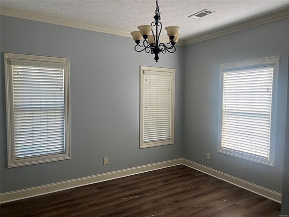 5th image of 730 Kingsley Dr