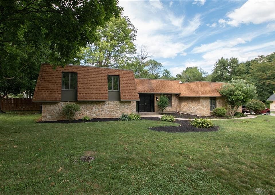 1st image of 329 Shadywood Dr