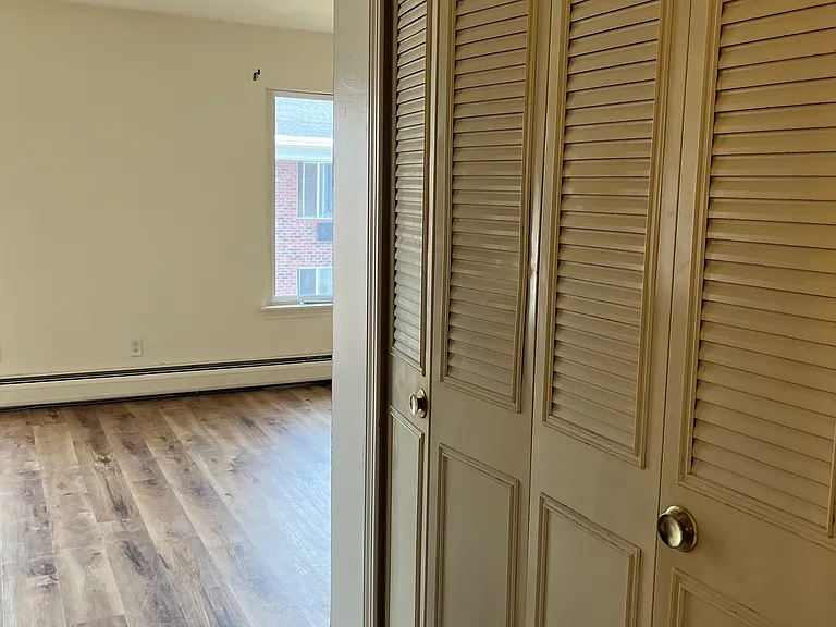 Presidents Village Apartments — Photo 20