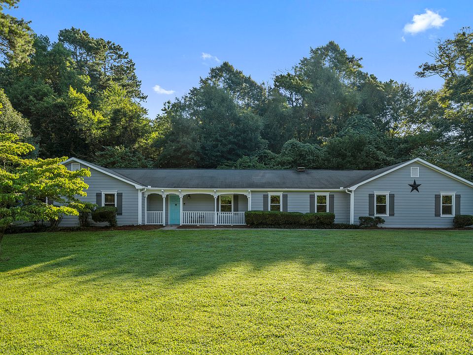 2nd image of 4422 Trickum Rd NE