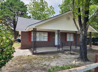 1622 S Brightleaf Blvd, Smithfield, NC 27577
