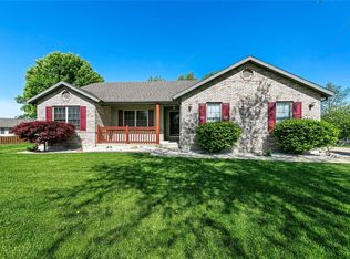 621 Glendell Ln, Waterloo, IL 62298