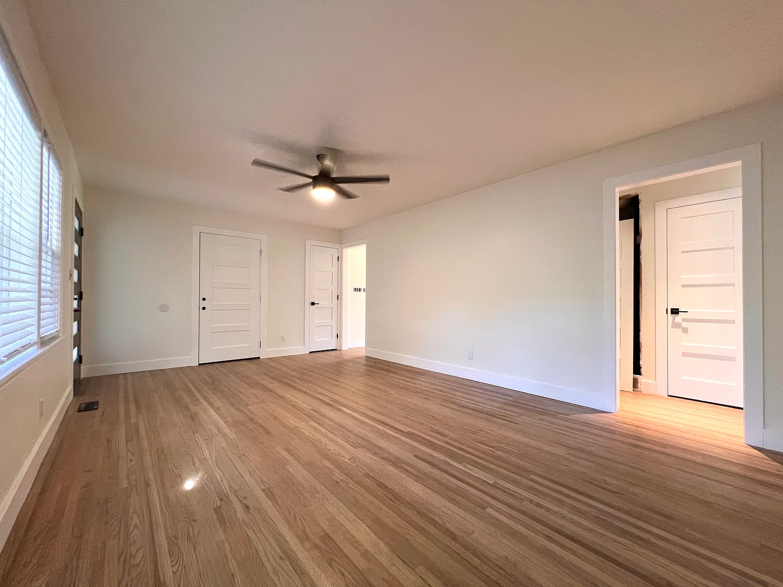 2 bed, 1.5 bath, 1350 sqft, $1,795 — Photo 4