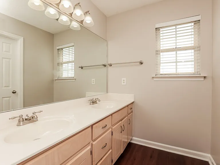 1004 Don Blair Dr — Photo 12