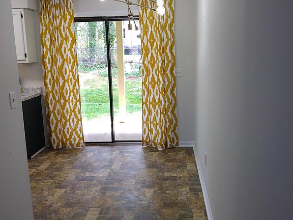 2nd image of 380 Corbly Dr APT 3