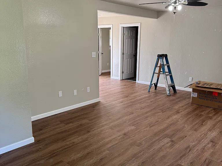 626 Sunset Rd — Photo 2